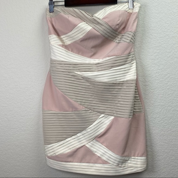 Gianni Bini Dresses & Skirts - Cream and White Gianni Bini Mini Dress